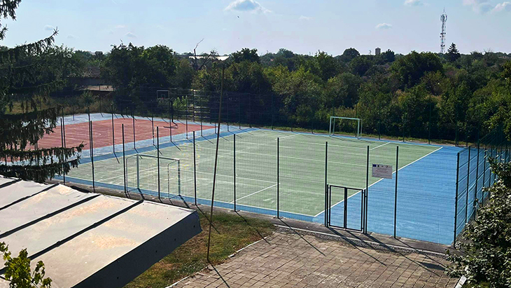 Спортната площадка в училището в тервелското село Нова Камена е готова