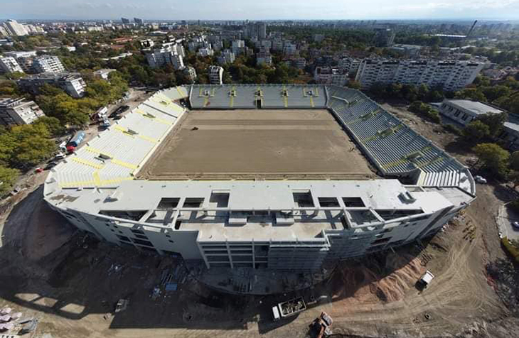 Кметът на Пловдив: Продължаваме да водим разговори за варианти за довършване на двата стадиона