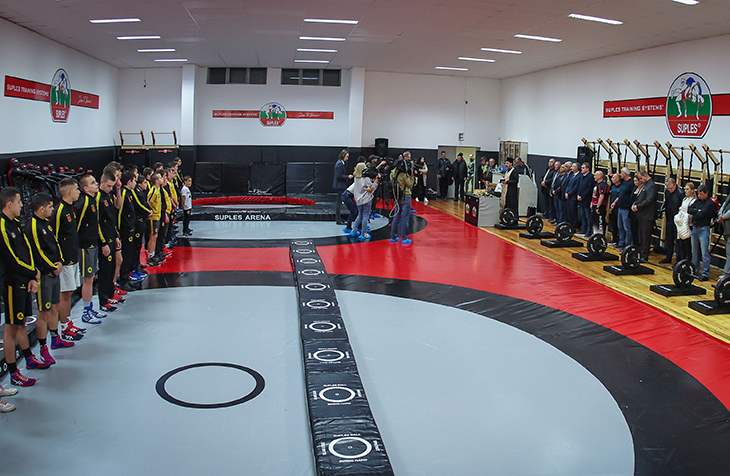 Откриха обновената зала на спортния клуб по борба "Миньор" в Перник