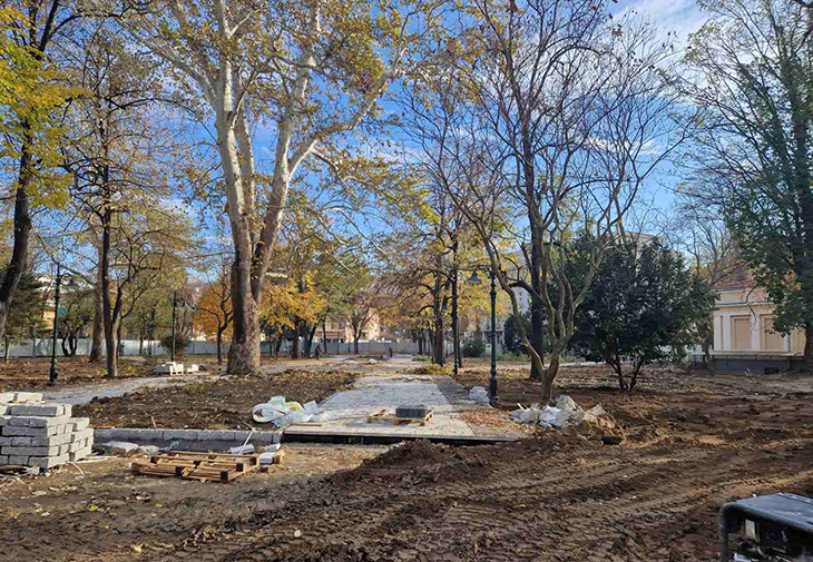 Реконструкцията на Дондуковата градина в Пловдив върви по план