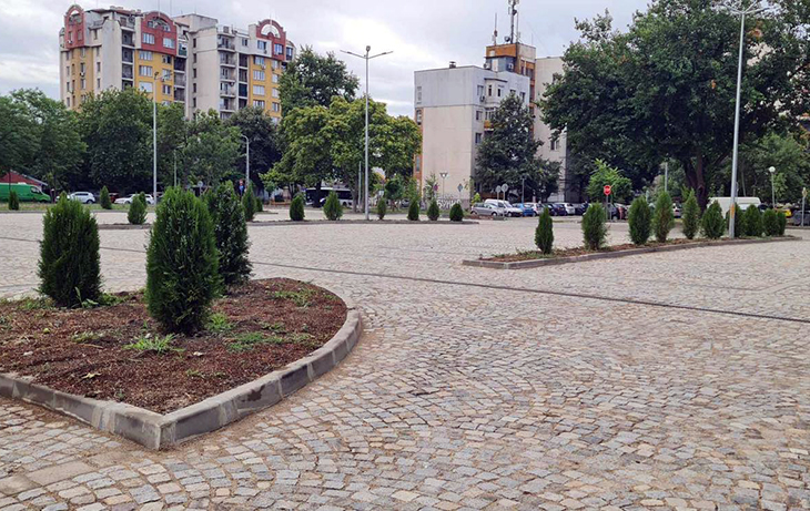 Откриха нов паркинг с паважна настилка за 139 места в центъра на Пловдив