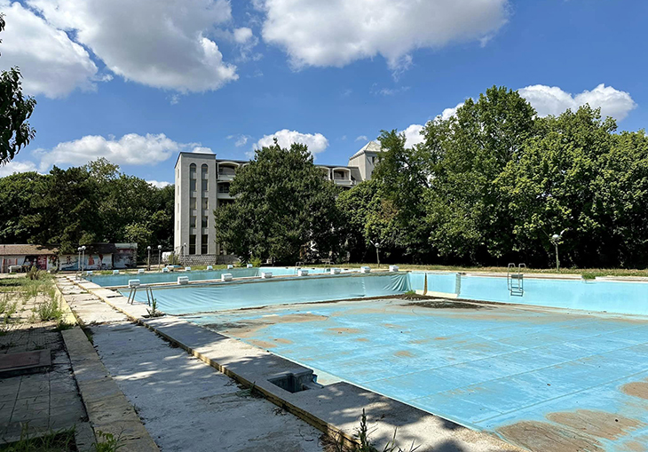 Откритият плувен басейн в Силистра ще заработи отново