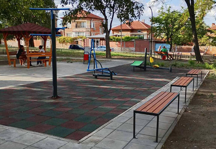 Община Чирпан продължава с инвестициите в паркове