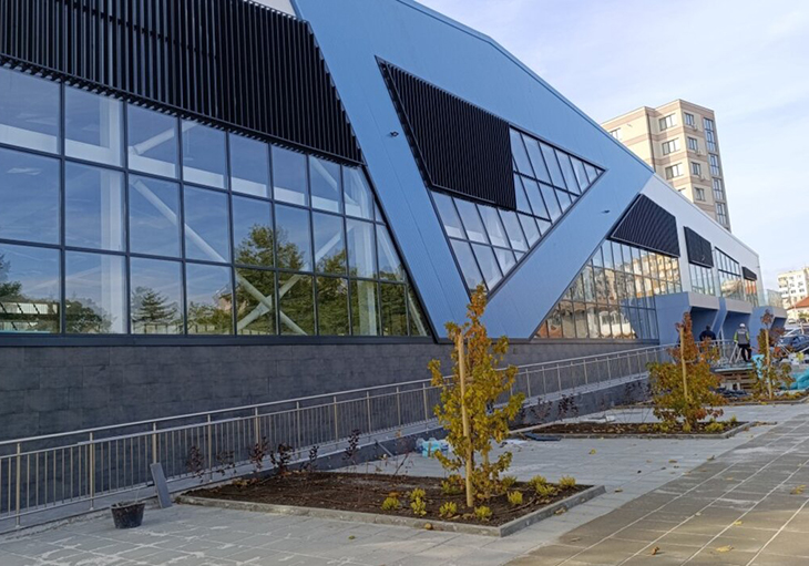 Откриха новия плувен комплекс в Шумен