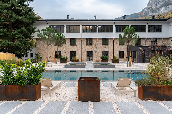 Бивша резиденция на Тодор Живков вече е нов луксозен петзвезден хотел