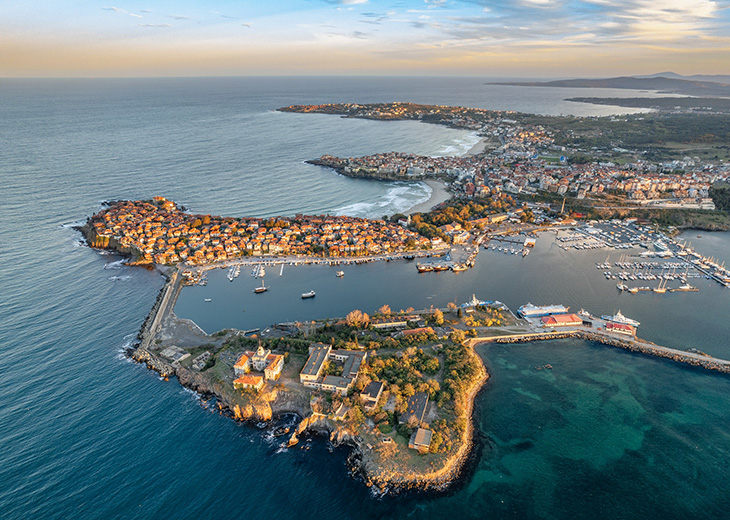 Ще изграждат пристанище за пътнически кораби и яхтена марина на остров "Св.св. Кирик и Юлита" край Созопол