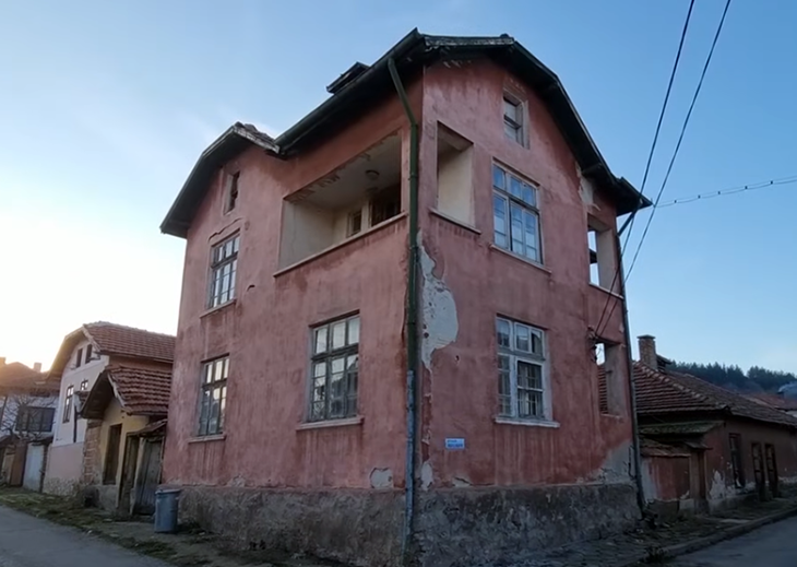 Яглевата къща в Кюстендил, в която е живял Владимир Димитров-Майстора, ще бъде реставрирана