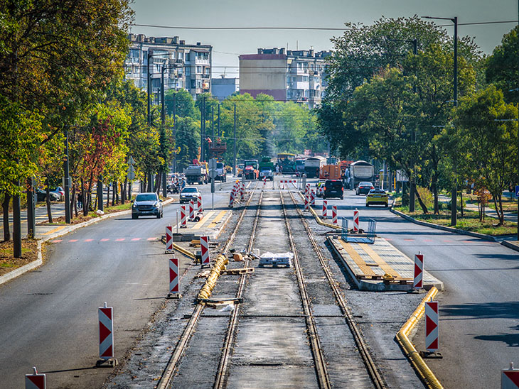 Продължава реконструкцията на столичния булевард "Ал. Стамболийски"