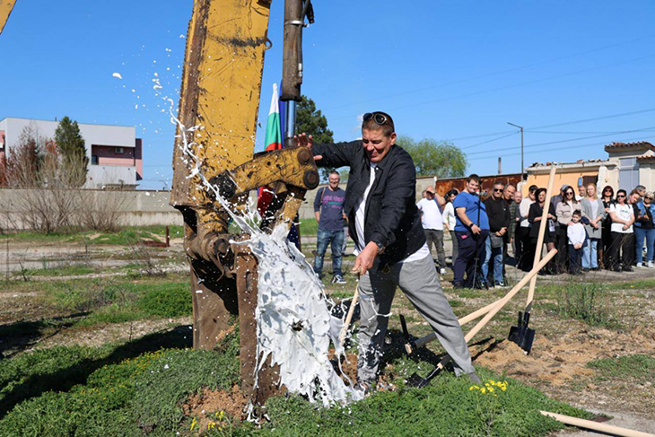 Стартира изграждането на ритейл парк в Гълъбово