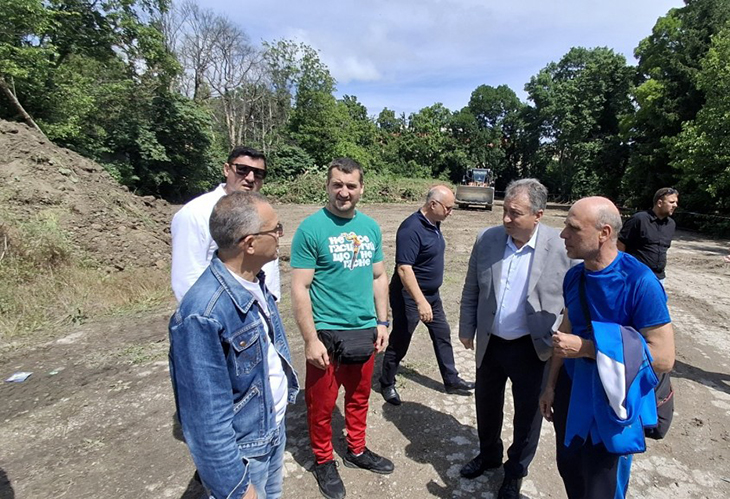 В Шумен подготвят терена на бившия Танков полк за обособяването му като парк за спорт и отдих