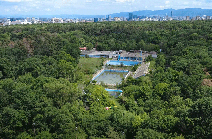 Поземленият имот на Къпалнята "Мария-Луиза" в Борисовата градина вече е актуван като общинска собственост