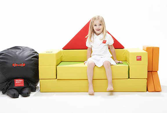 Игра на диван