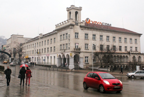 В бившата поща във Велико Търново отварят сладоледена къща, винарна и хотел